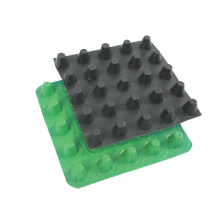 Plastic drainage board for roofing anti-seepage and heat insulation layer